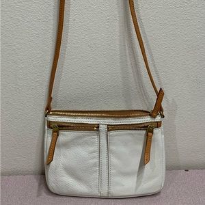 Fossil Elise Cream Crossbody Pebbled Leather